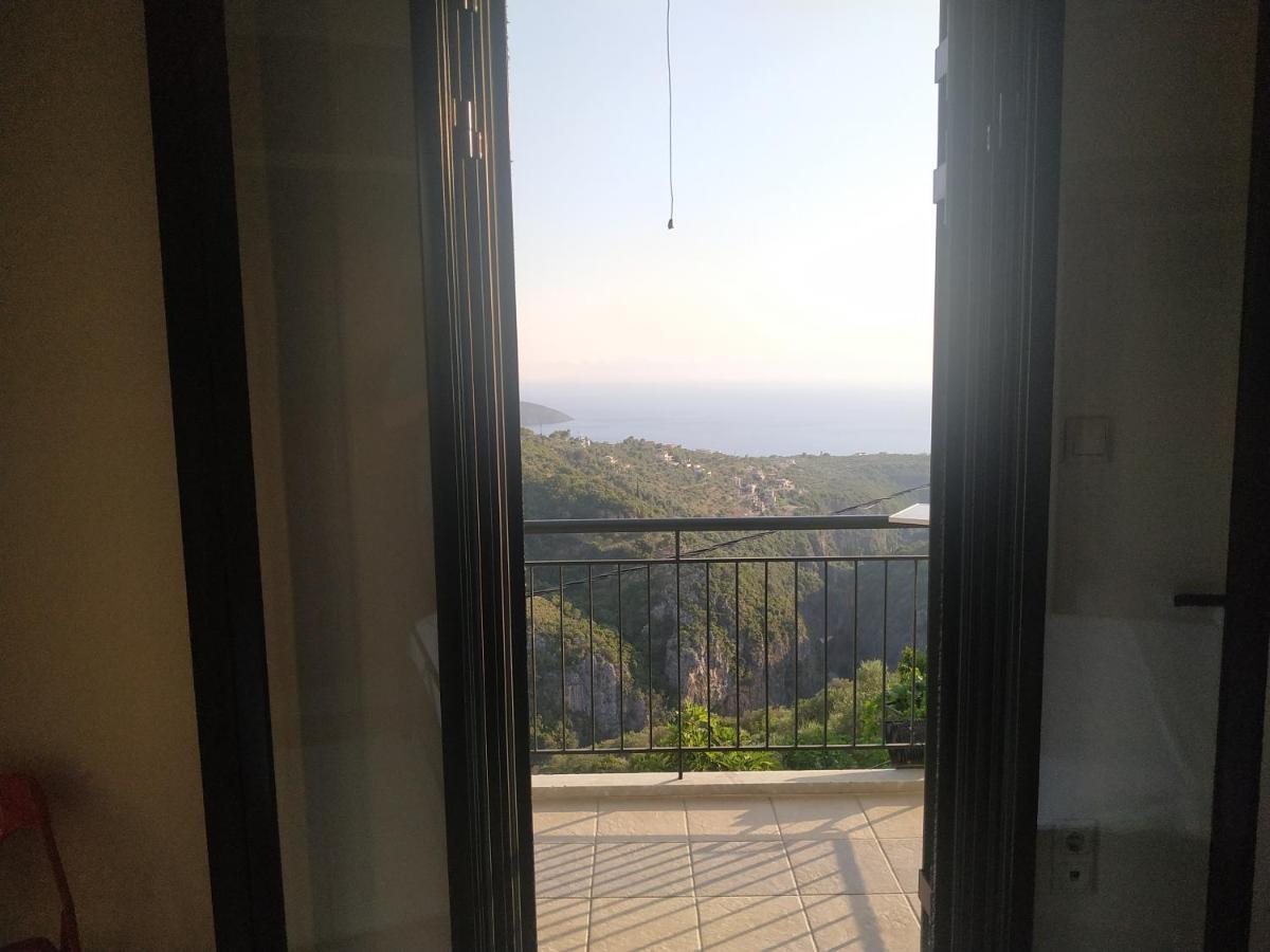 Papadeas Villas Megali Mantineia エクステリア 写真