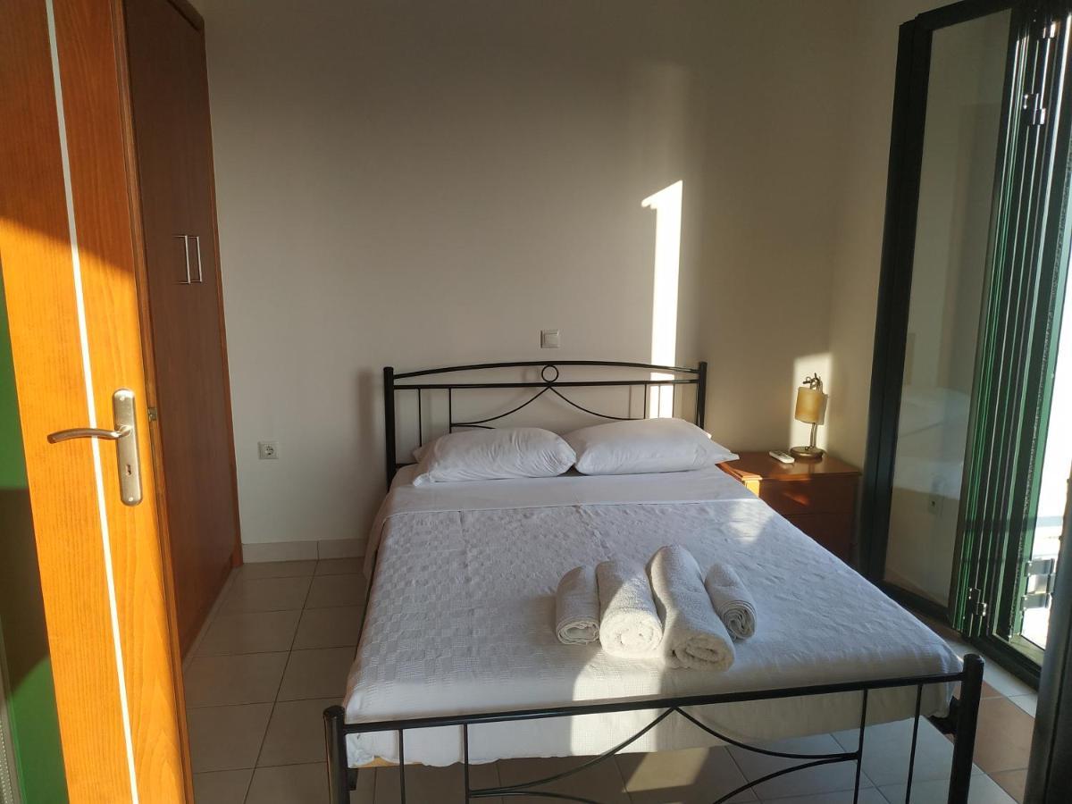 Papadeas Villas Megali Mantineia エクステリア 写真