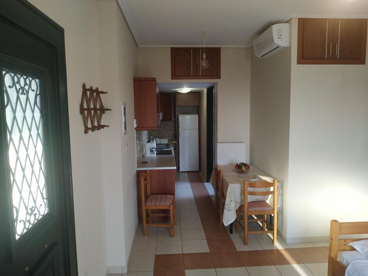 Papadeas Villas Megali Mantineia エクステリア 写真