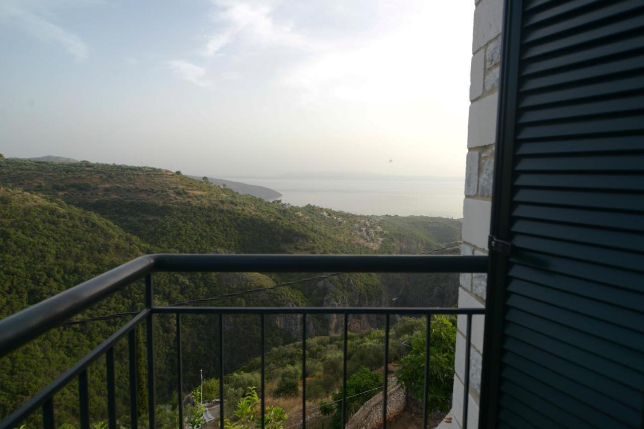 Papadeas Villas Megali Mantineia エクステリア 写真