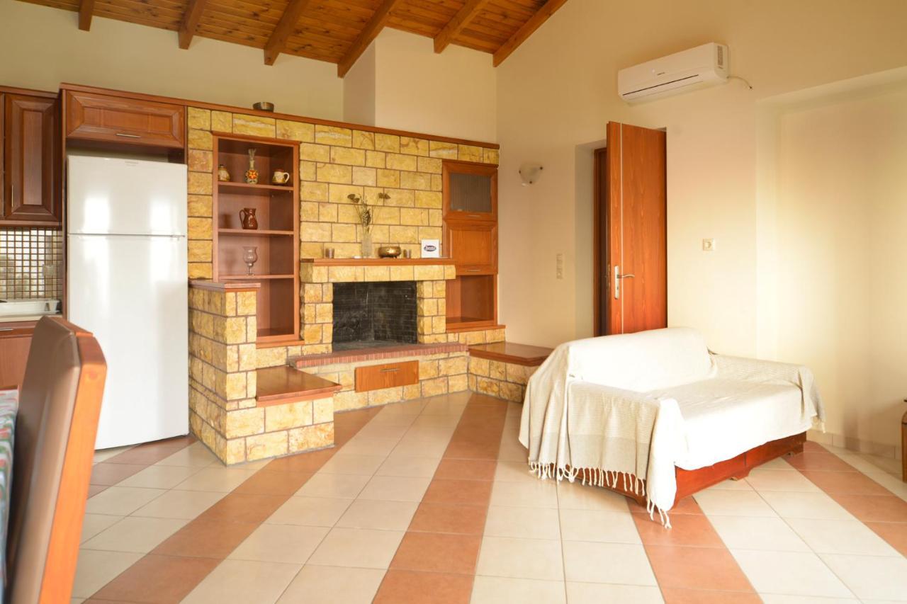 Papadeas Villas Megali Mantineia エクステリア 写真