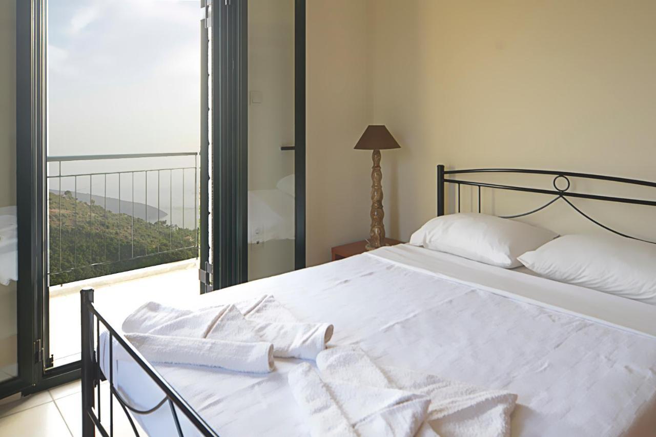 Papadeas Villas Megali Mantineia エクステリア 写真