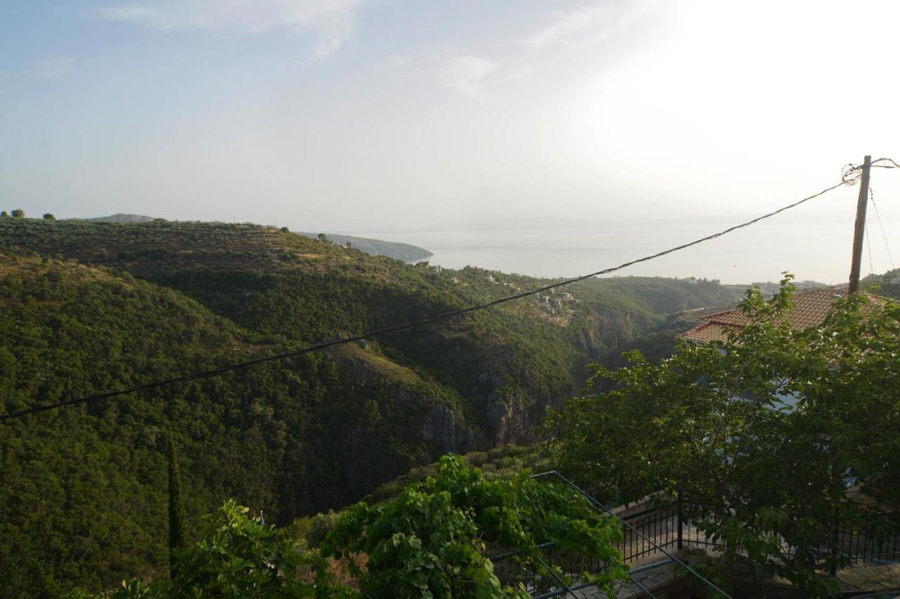 Papadeas Villas Megali Mantineia エクステリア 写真